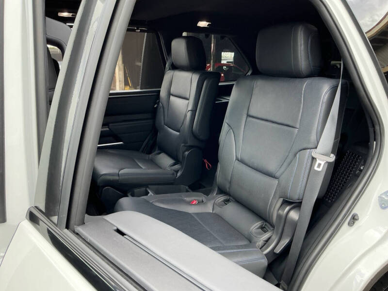 2023 Toyota Sequoia SR5