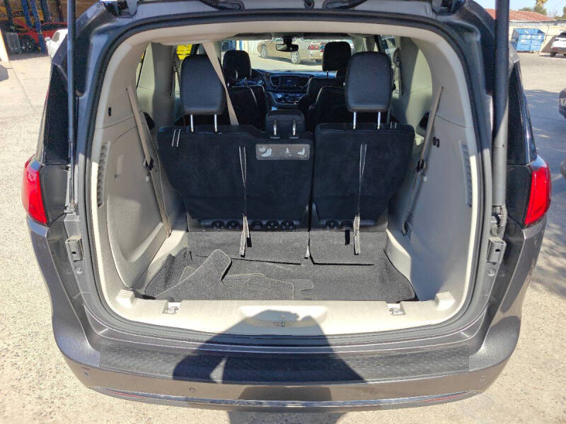 2019 Chrysler Pacifica Touring L