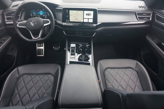 2024 Volkswagen Atlas Cross Sport SEL Premium R-Line 4Motion