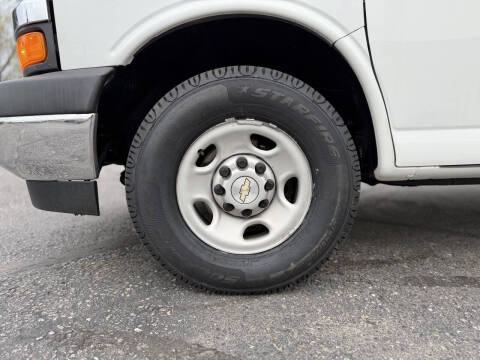 2020 Chevrolet Express 2500