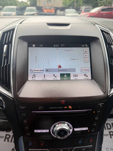 2019 Ford Edge Titanium