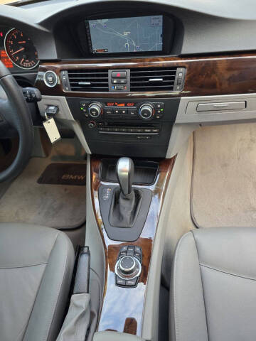 2011 BMW 3 Series 328i