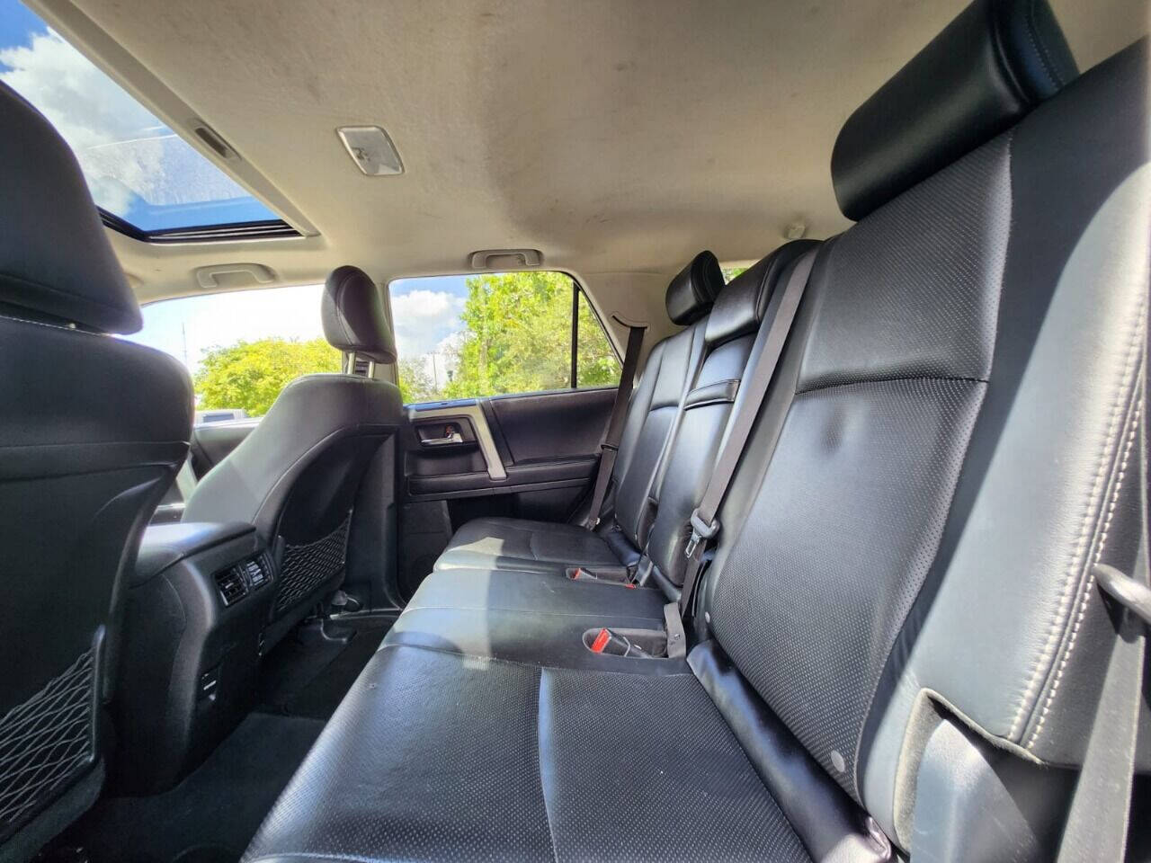 2016 TOYOTA 4-Runner SUV / Crossover - $28,995