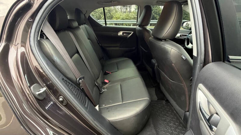 2012 Lexus CT 200h