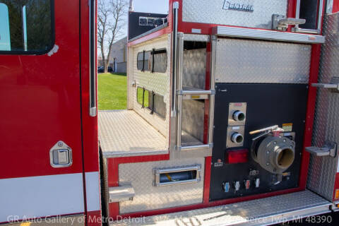 2001 Hendrickson Firetruck