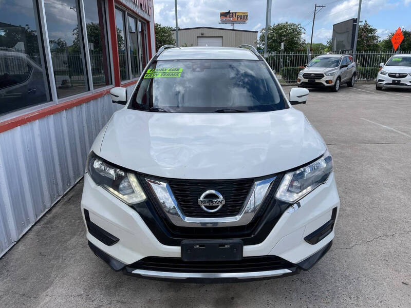 2019 Nissan Rogue SV