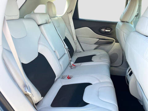 2021 Jeep Cherokee Latitude Plus