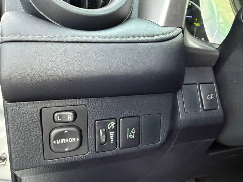 2016 Toyota RAV4 Hybrid XLE