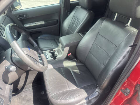 2011 Ford Escape XLT