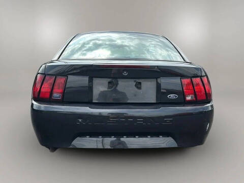 2001 Ford Mustang