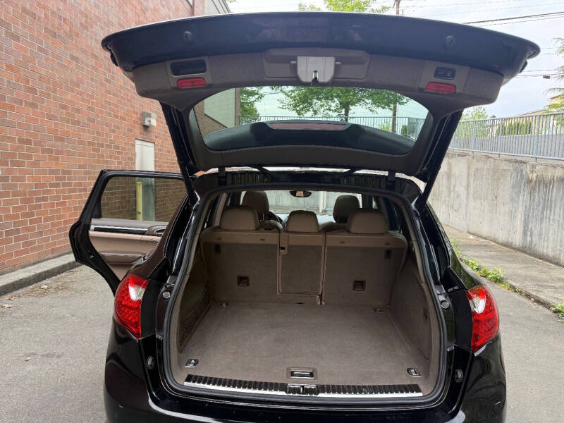 2012 Porsche Cayenne Tiptronic