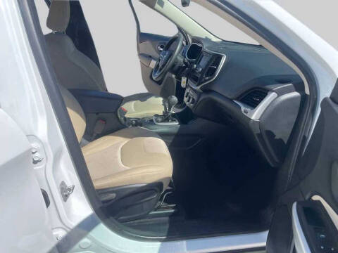 2018 Jeep Cherokee Latitude