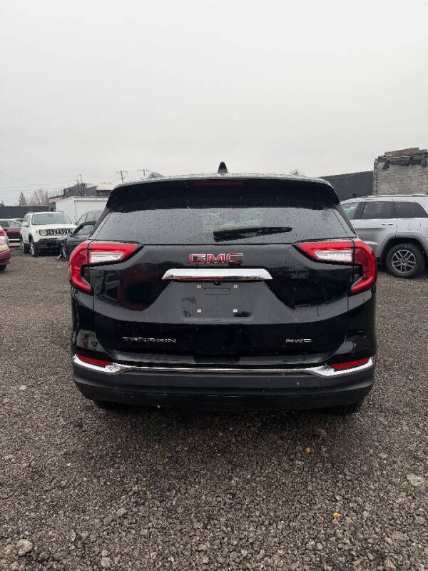 2024 GMC Terrain SLT