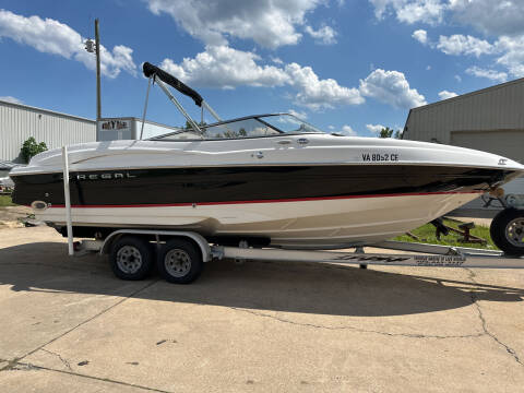 2005 Regal 260 DB for sale at Performance Boats in Mineral VA