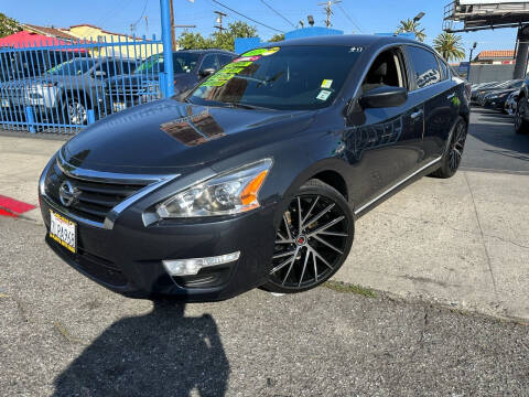 2015 Nissan Altima for sale at LA PLAYITA AUTO SALES INC in South Gate CA