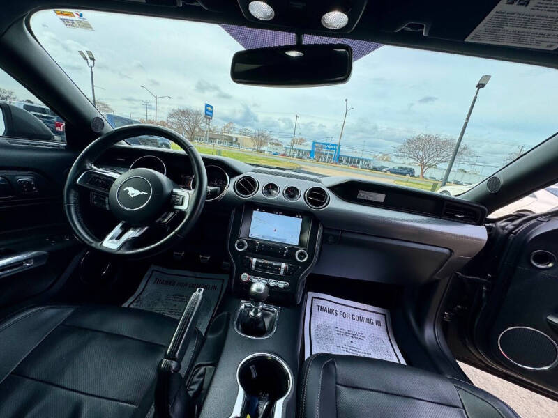 2017 Ford Mustang EcoBoost Premium