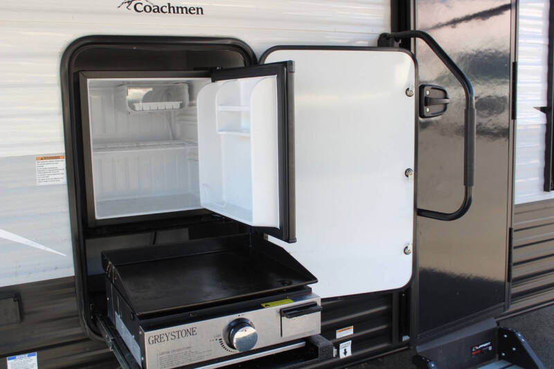 2022 Coachmen RV Clipper 182DBU