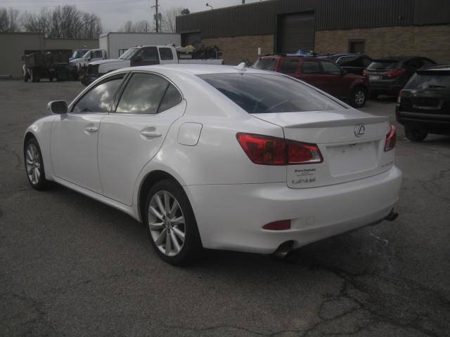 2010 Lexus IS 250 photo 7