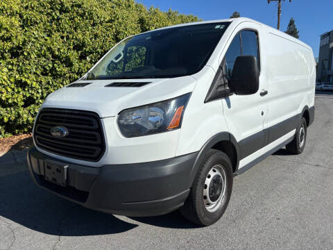 2017 Ford Transit 150