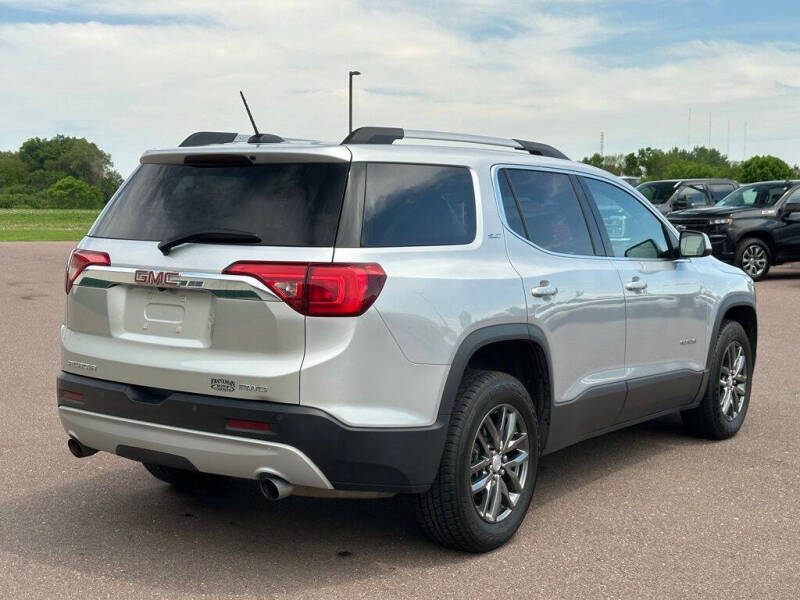 2017 GMC Acadia SLT-1