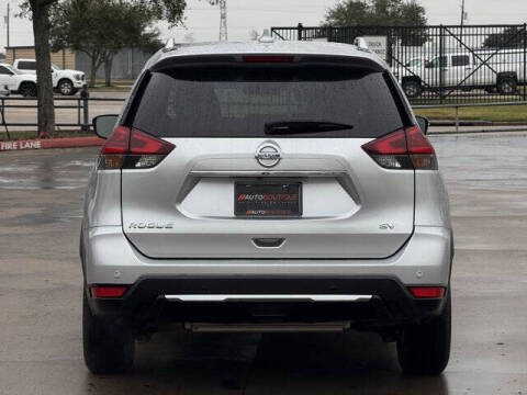 2020 Nissan Rogue SV