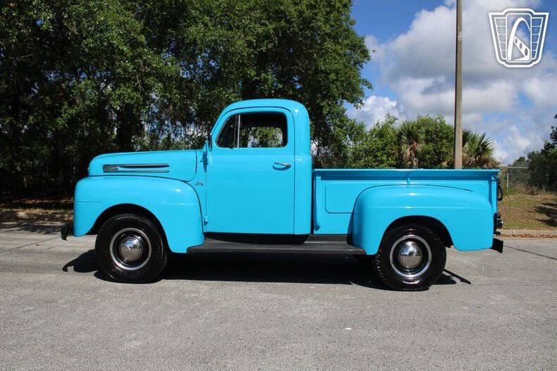 1948 Ford F-1
