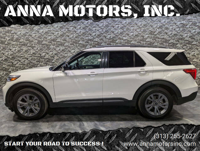 2022 Ford Explorer XLT's photo