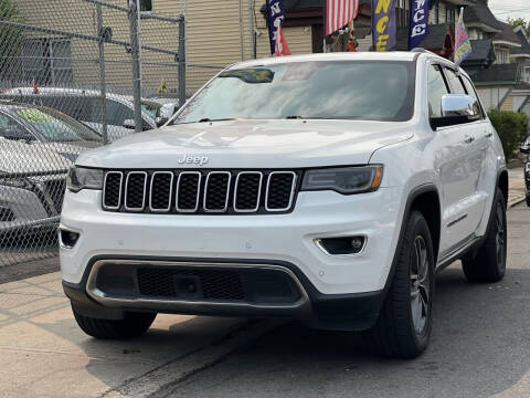 2018 Jeep Grand Cherokee for sale at Best Cars R Us LLC in Irvington NJ