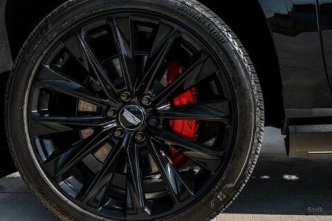 2025 Cadillac Escalade-V