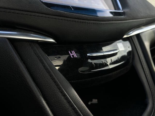 2017 Cadillac XT5 Platinum