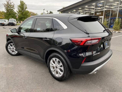 2023 Ford Escape Hybrid Active