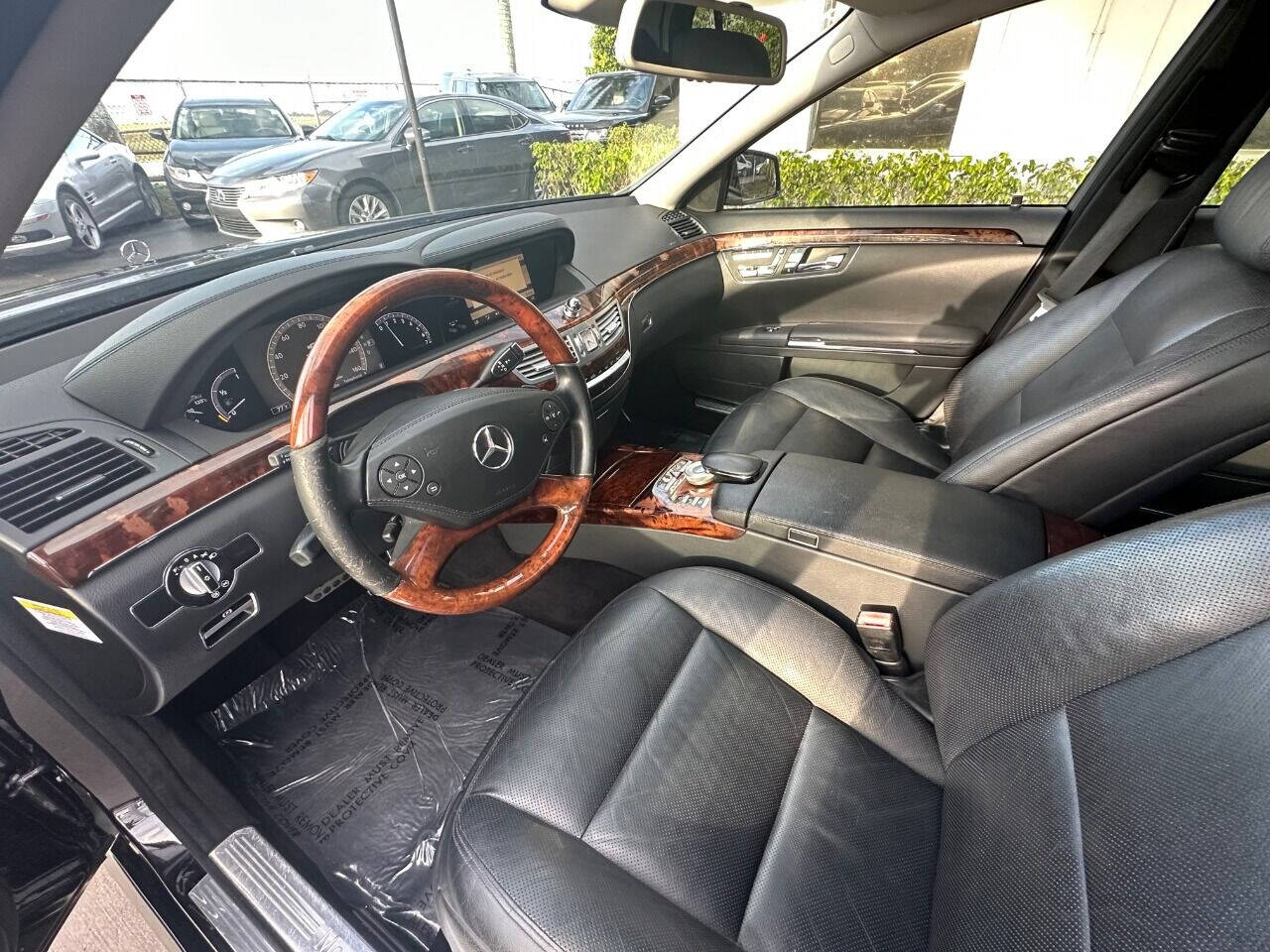 2011 MERCEDES-BENZ S-Class Sedan - $13,900