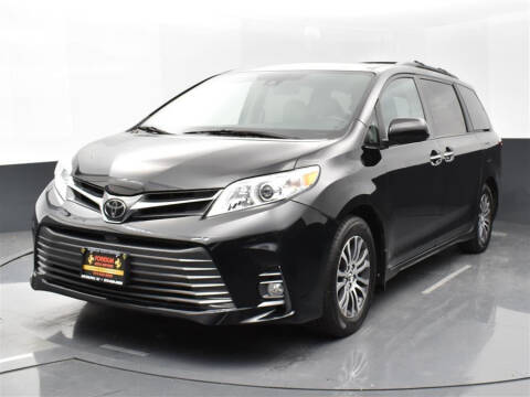 2019 Toyota Sienna for sale at www.onlycarsnj.net in Irvington NJ