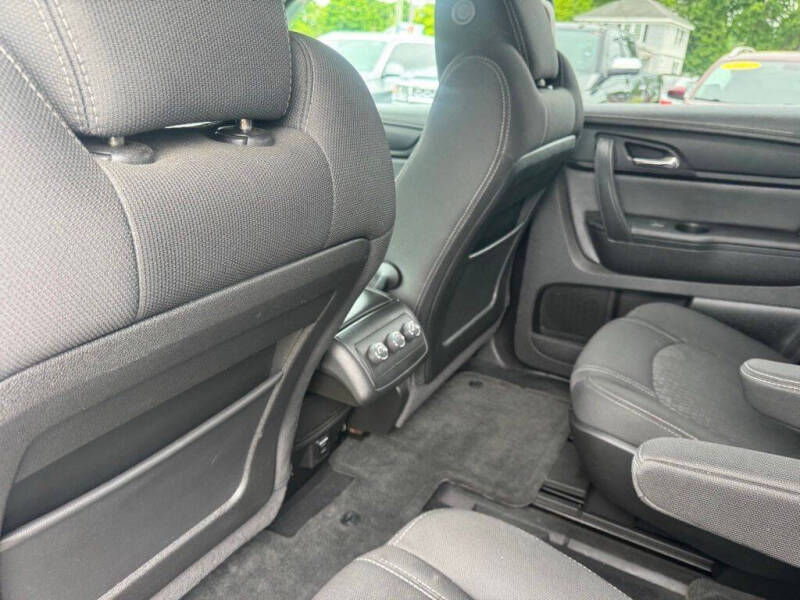 2014 GMC Acadia SLE-2