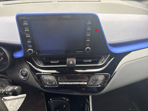 2021 Toyota C-HR XLE