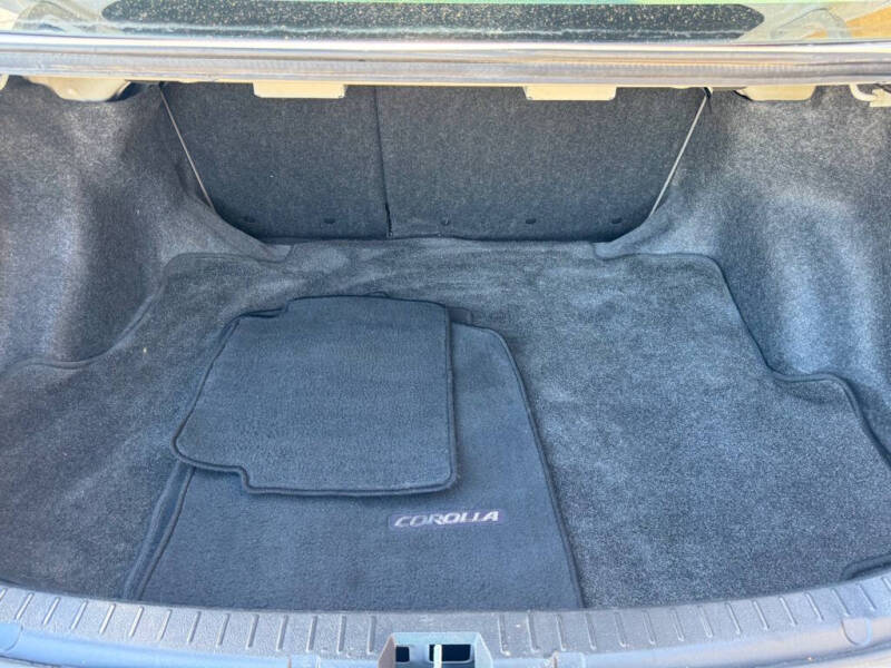 2012 Toyota Corolla LE