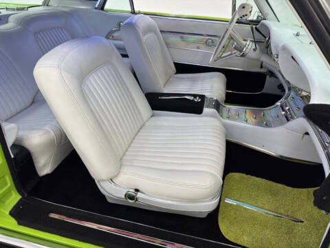 1962 Ford Thunderbird