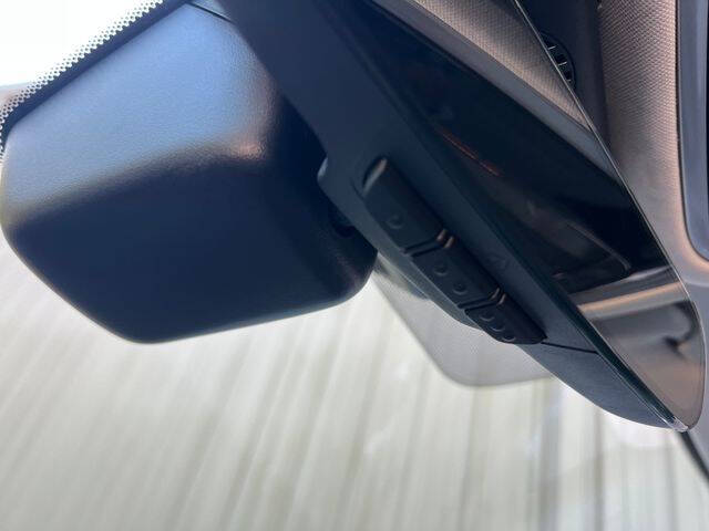 2018 Land Rover Range Rover Velar D180 S