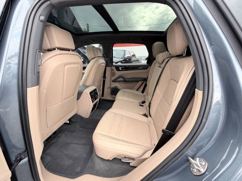 2019 Porsche Cayenne S
