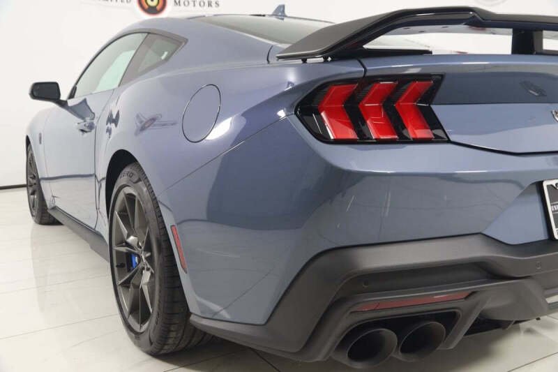 2024 Ford Mustang Dark Horse