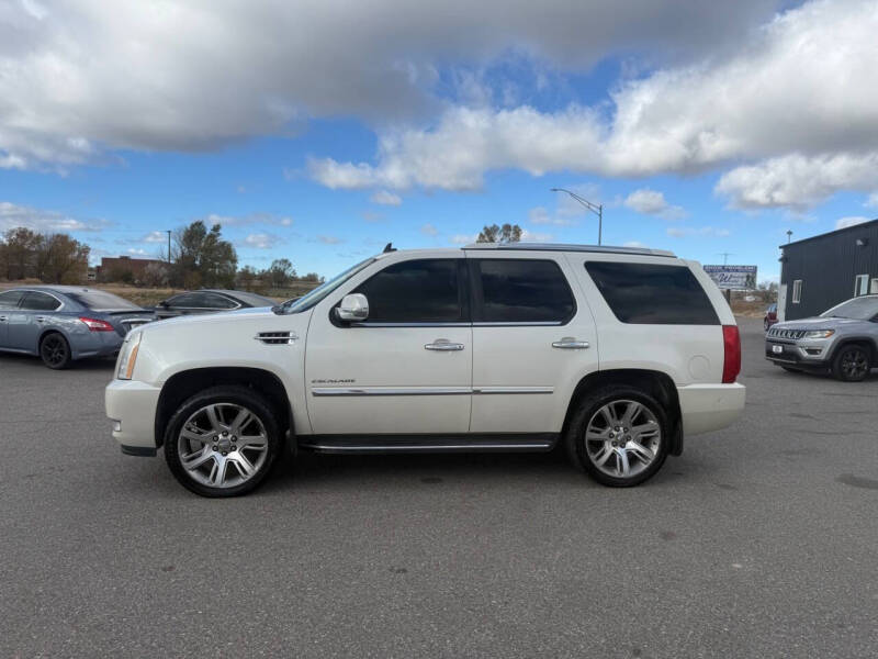 2010 Cadillac Escalade Luxury