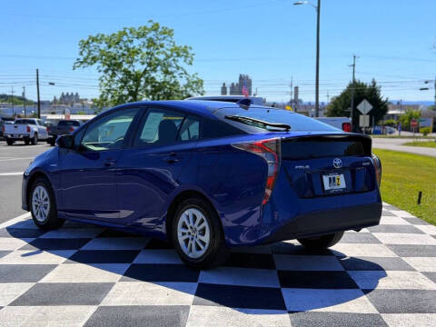 2016 Toyota Prius Two