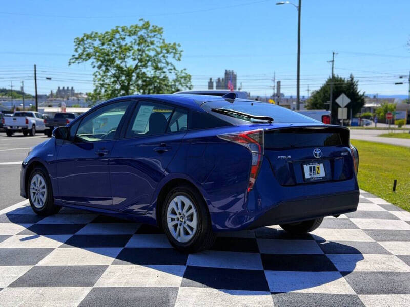 2016 Toyota Prius Two