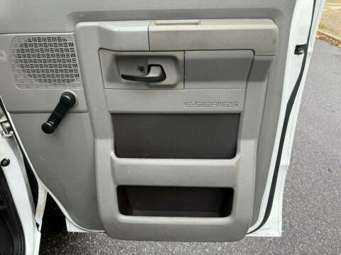 2010 Ford E-Series E-150