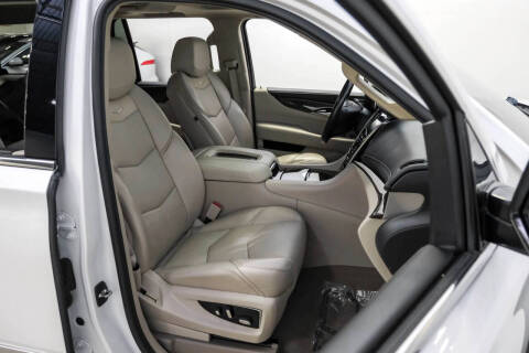 2020 Cadillac Escalade Luxury