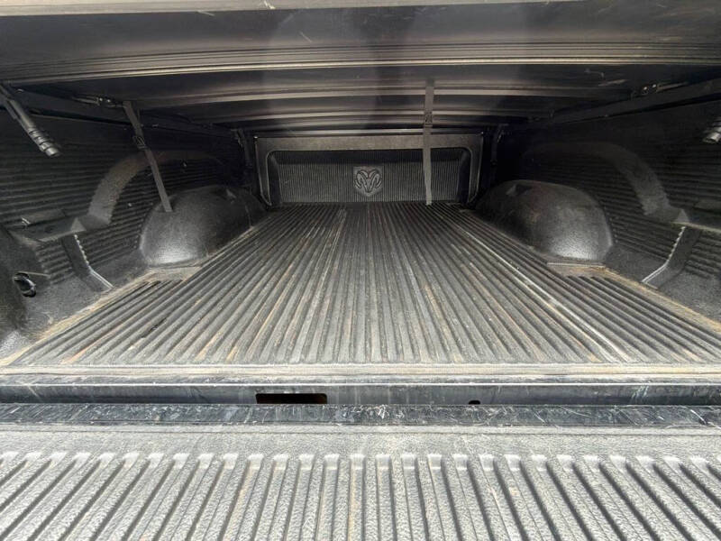 2012 RAM 1500 ST