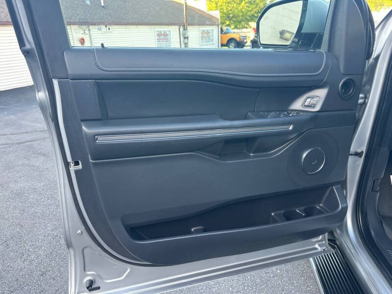 2022 Ford Expedition XLT