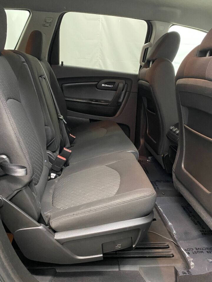 2010 Chevrolet Traverse LT AWD 4dr SUV w/1LT - Gray exterior view 12