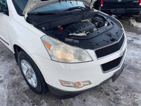 2011 Chevrolet Traverse LS