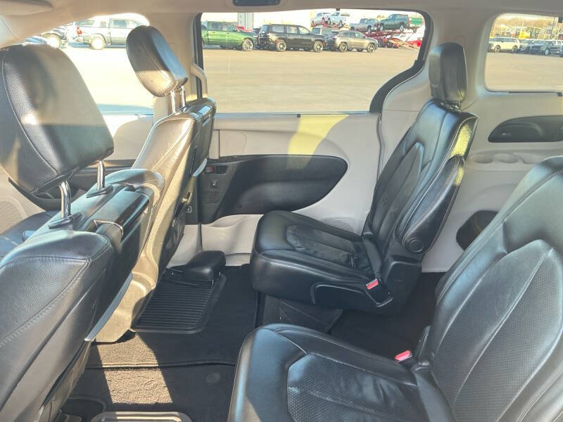 2018 Chrysler Pacifica Touring L Plus